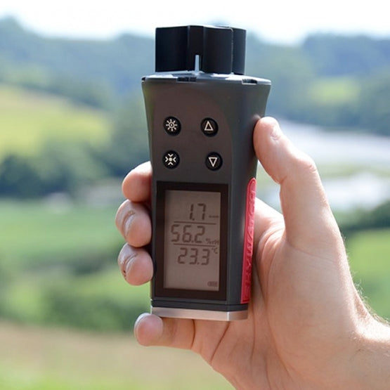 Skywatch Atmos Windmesser